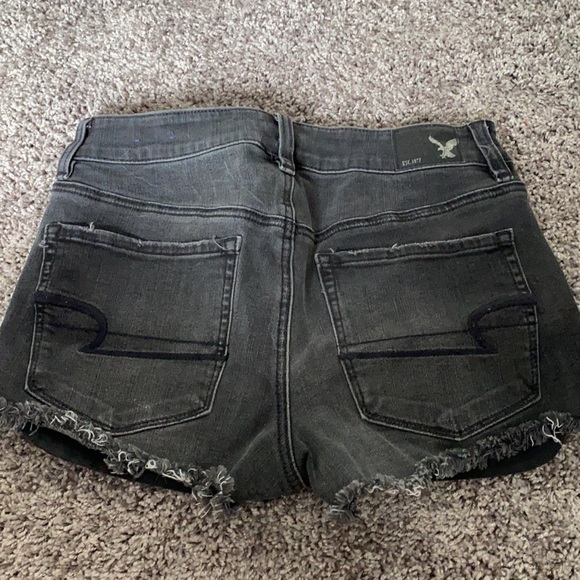 American Eagle shorts - Picture 2 of 2